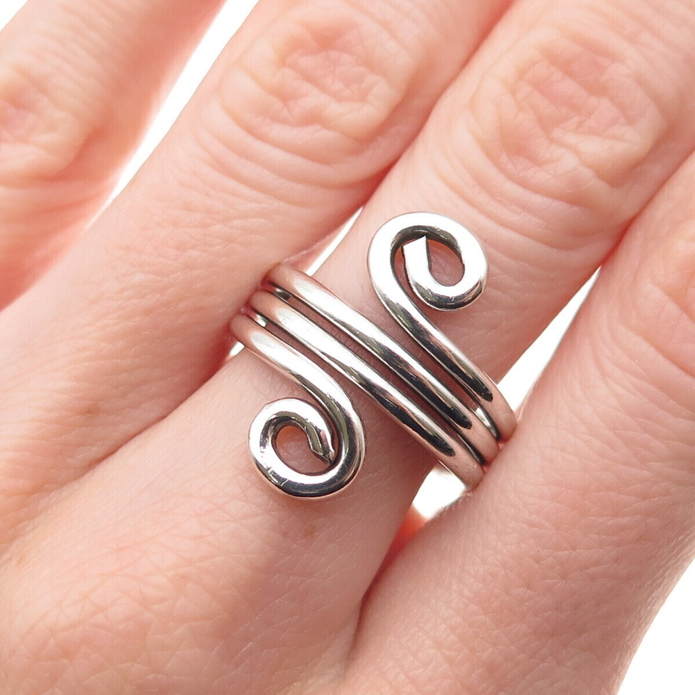 925 Sterling Silver Vintage Modernist Spiral Oxidized Ring Size 8
